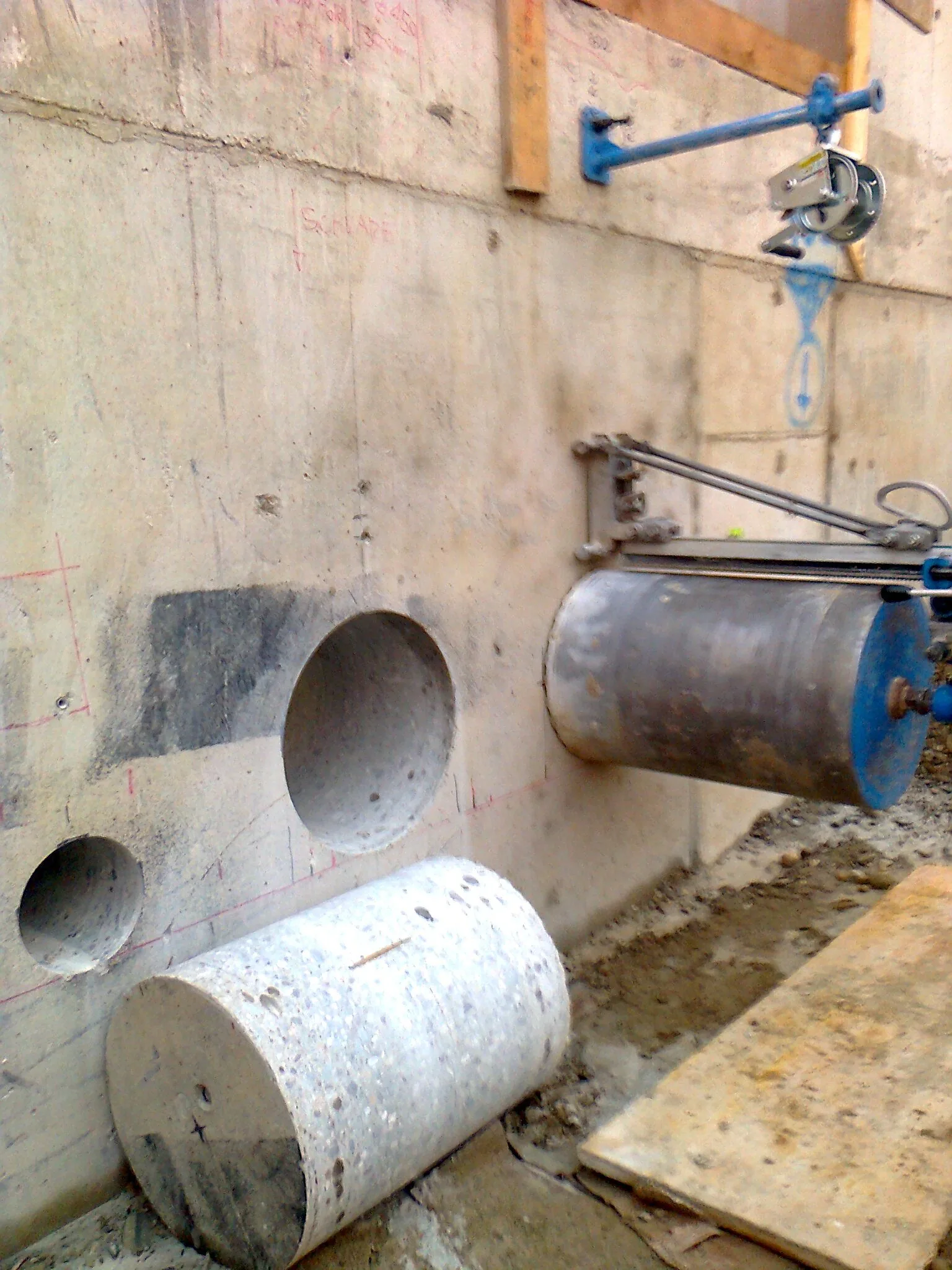 Fori di Carotaggio — cantiere EDILSERVICE n. 2, Carotaggio nel Nord e Centro Italia