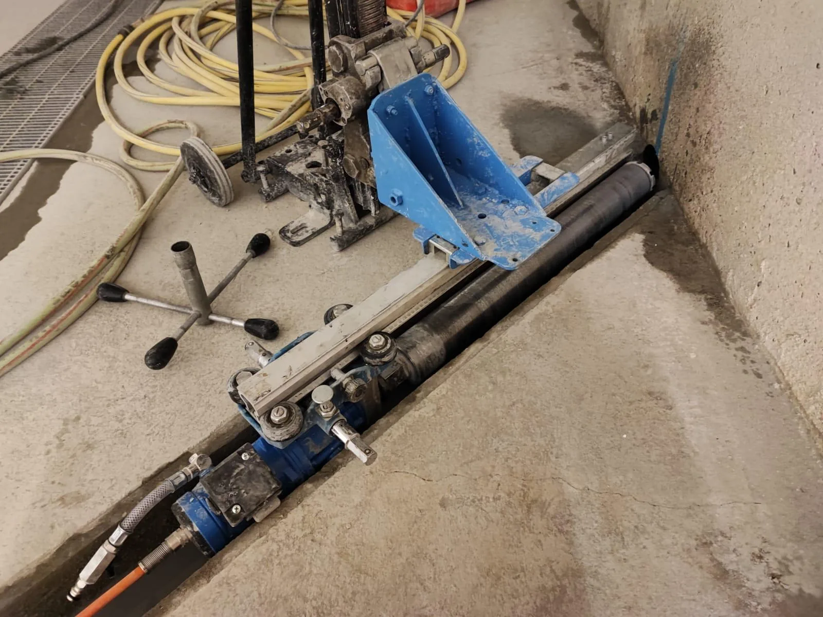 Fori di Carotaggio — cantiere EDILSERVICE n. 4, Carotaggio nel Nord e Centro Italia