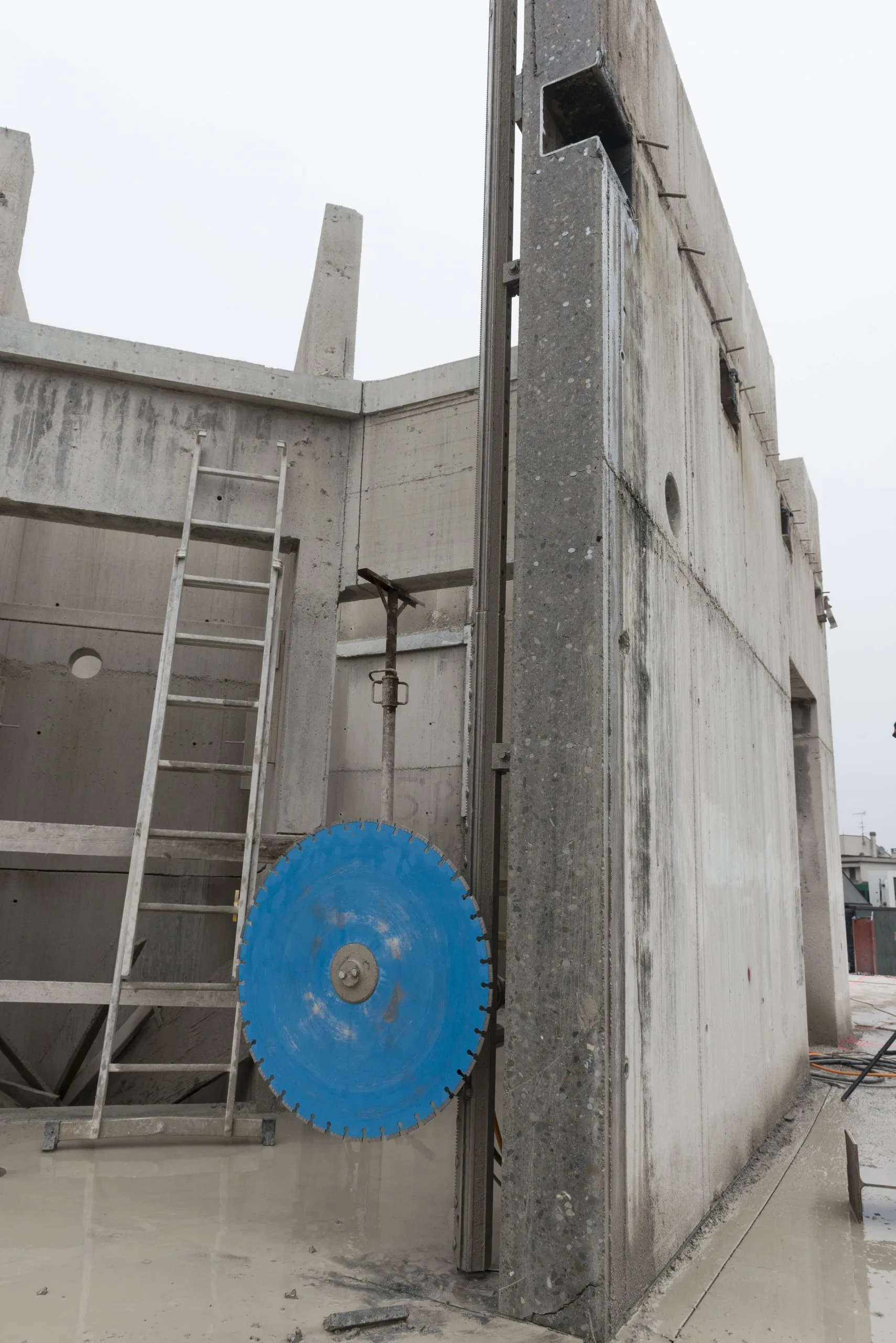 Taglio a Filo Diamantato — EDILSERVICE Taglio a Filo Diamantato — cantiere EDILSERVICE n. 2, Taglio Cemento Armato nel Nord e Centro Italia