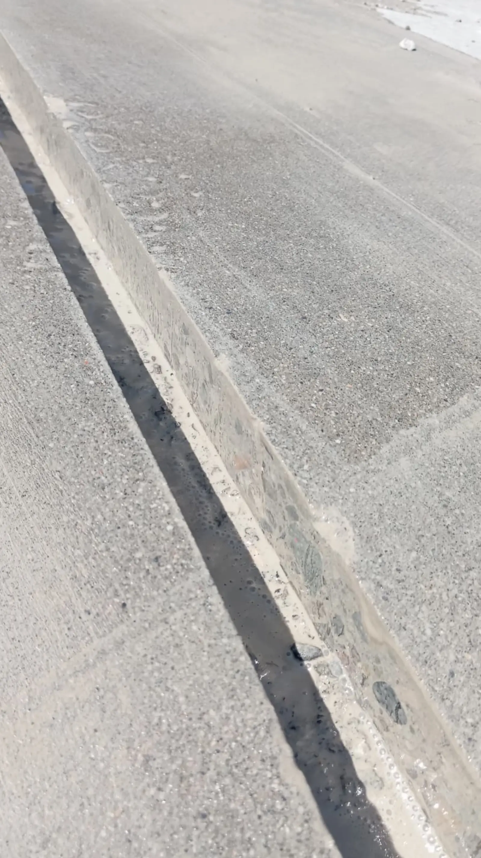 Scarificatura Pavimentazioni Industriali — Pavimentazioni industriali, foto cantiere 4 eseguito da EDILSERVICE nel Nord e Centro Italia